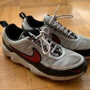 Nike Air (women’s limited edition)